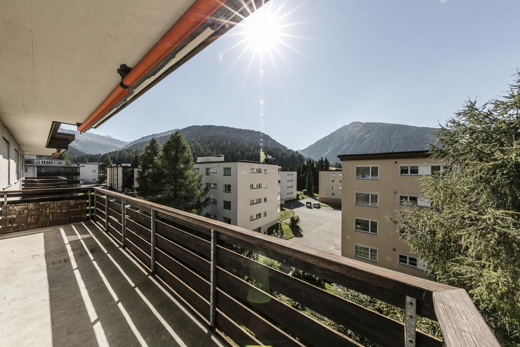 Ferienwohnung Belezza Davos Zimmer foto